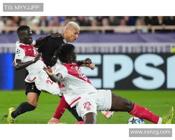 热刺与切尔西激战正酣最终比分揭晓引发球迷热议 热刺与切尔西激战正酣最终比分揭晓引发球迷热议